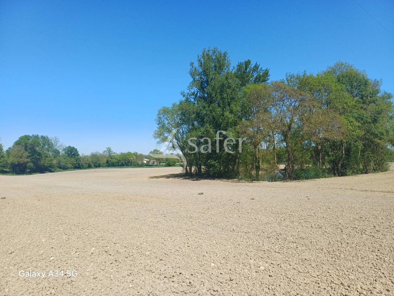 Explotaci&oacute;n agr&iacute;cola En venta Lot y Garona