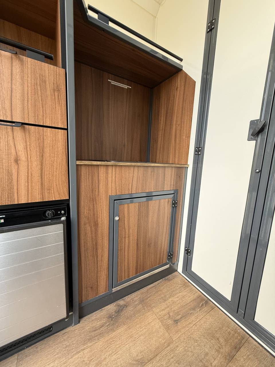 Furgoneta para caballos Renault Master 2022 De segunda mano