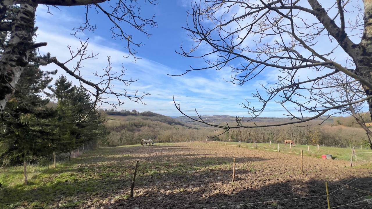 Propiedad ecuestre En venta Lot y Garona