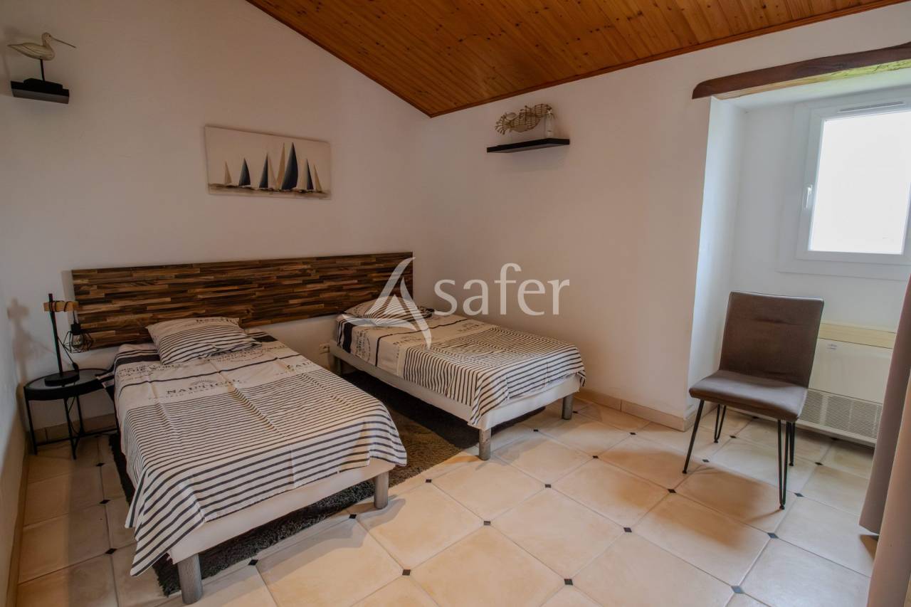 Propiedad ecuestre En venta Vend&eacute;e