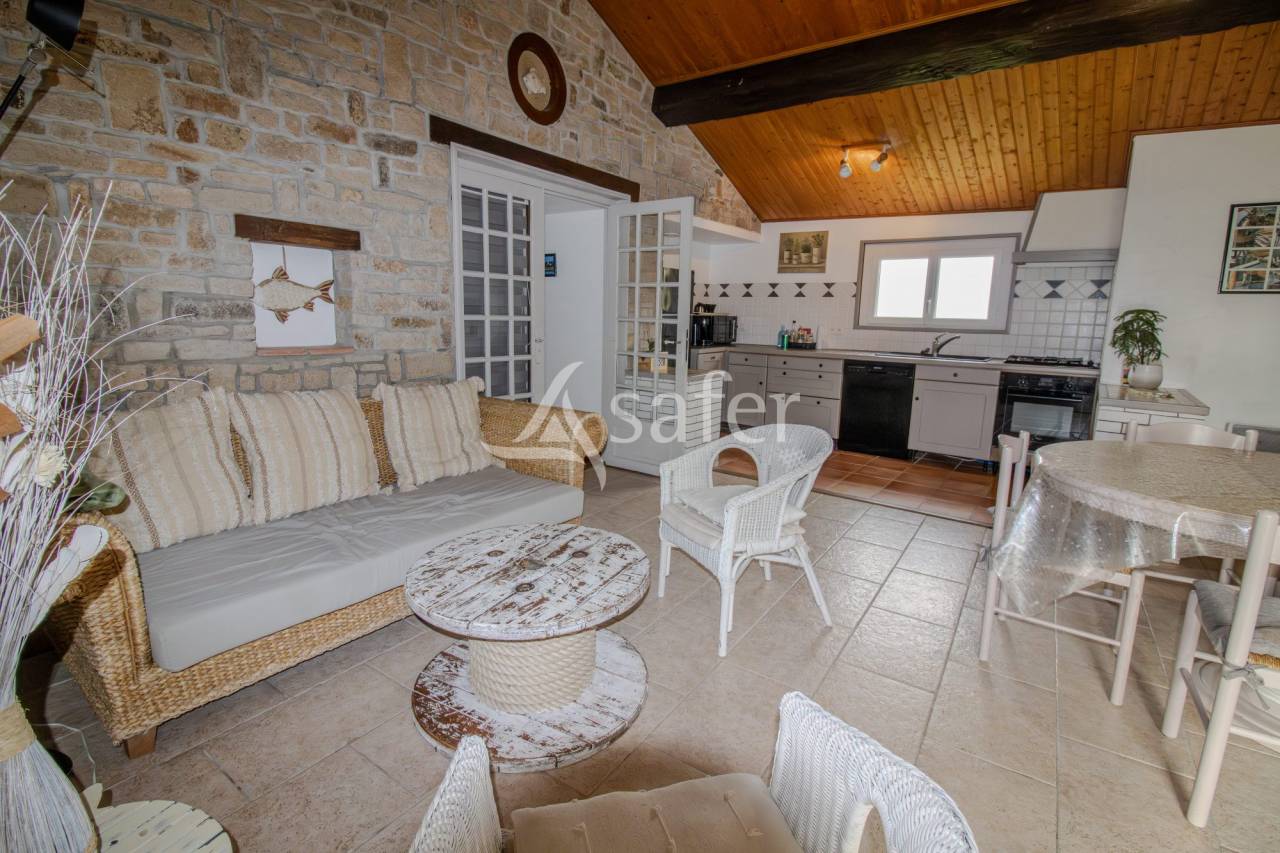 Propiedad ecuestre En venta Vend&eacute;e