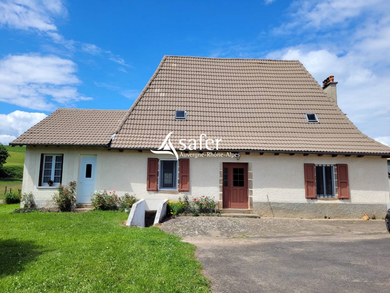 Explotaci&oacute;n lechera En venta Cantal