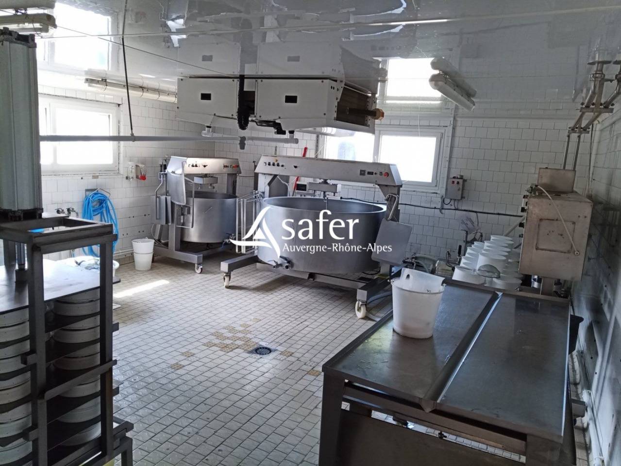 Explotaci&oacute;n lechera En venta Cantal