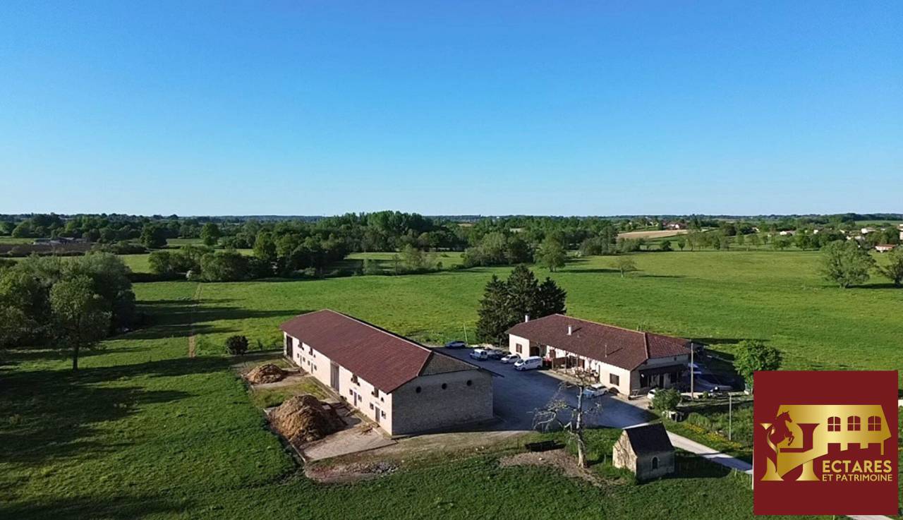 Albergue ecuestre En venta Ain