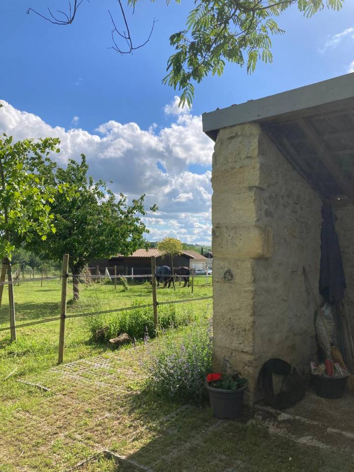 Bonita residencia ecuestre En venta Gironda