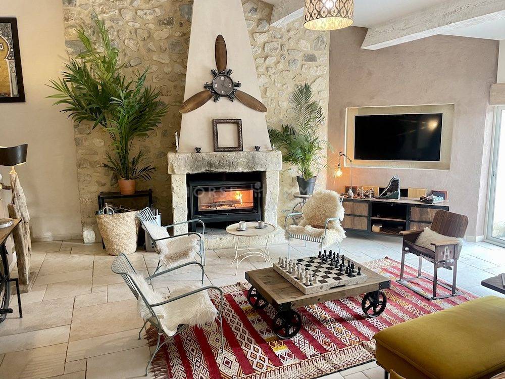 Propiedad ecuestre En venta Dr&ocirc;me