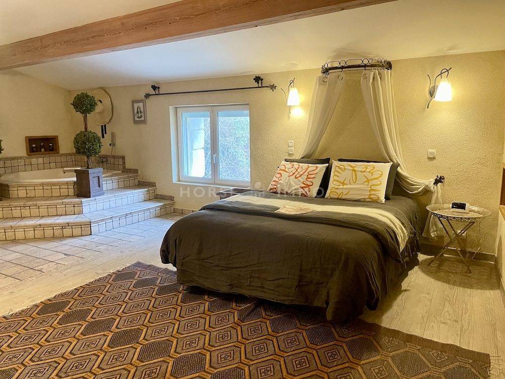 Propiedad ecuestre En venta Dr&ocirc;me