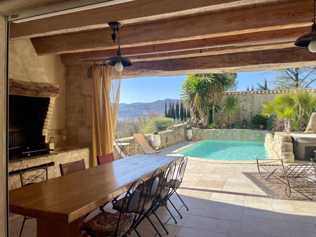 Propiedad ecuestre En venta Dr&ocirc;me