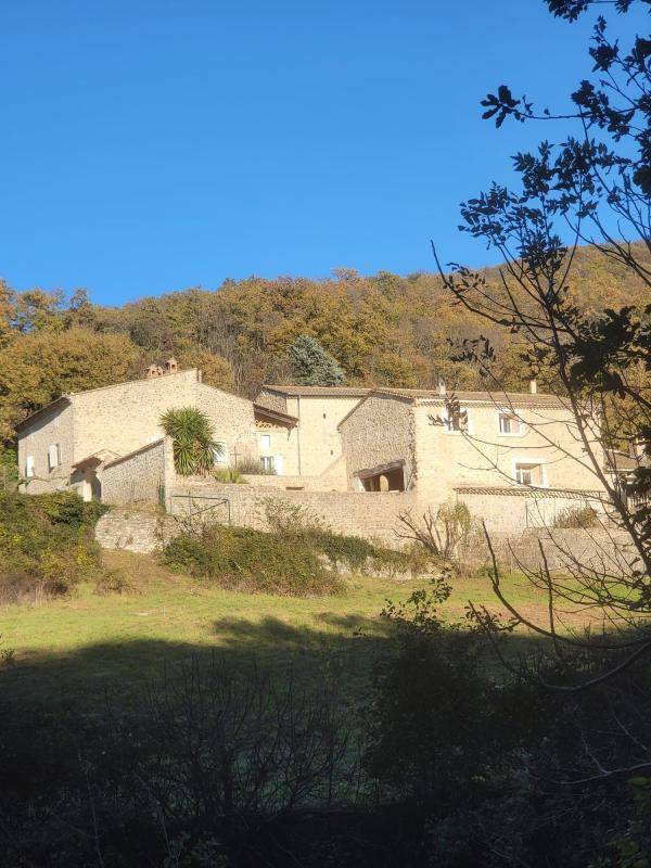 Propiedad ecuestre En venta Dr&ocirc;me