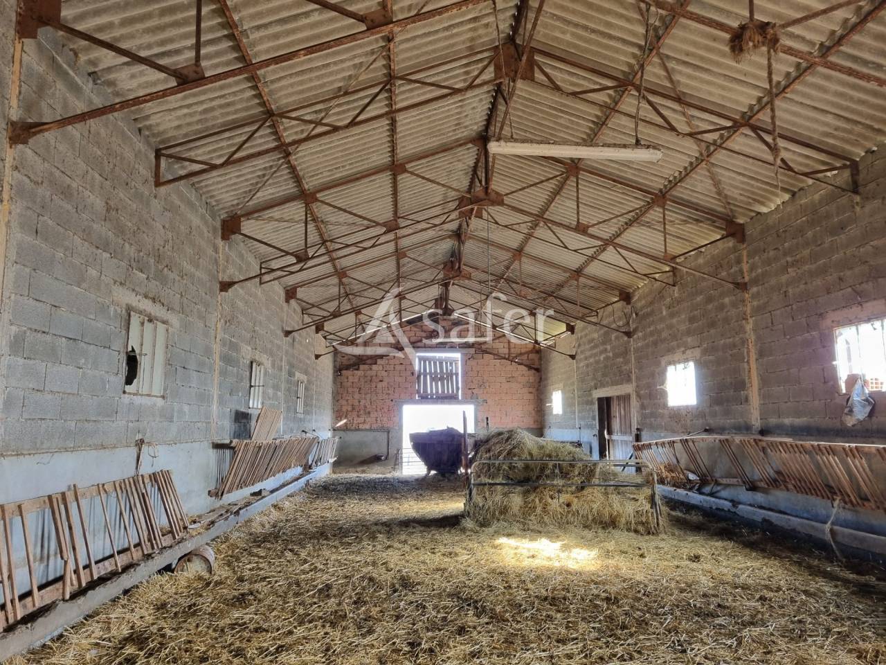 Explotaci&oacute;n agr&iacute;cola En venta Alto Garona