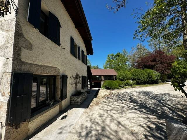Bonita residencia ecuestre En venta Ain