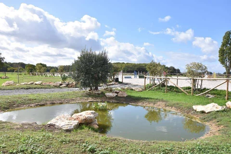 Cuadra de propietarios En venta Indre y Loira