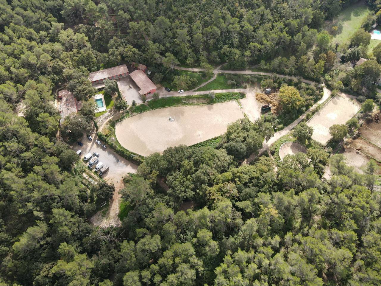 Bonita residencia ecuestre En venta Bocas del R&oacute;dano