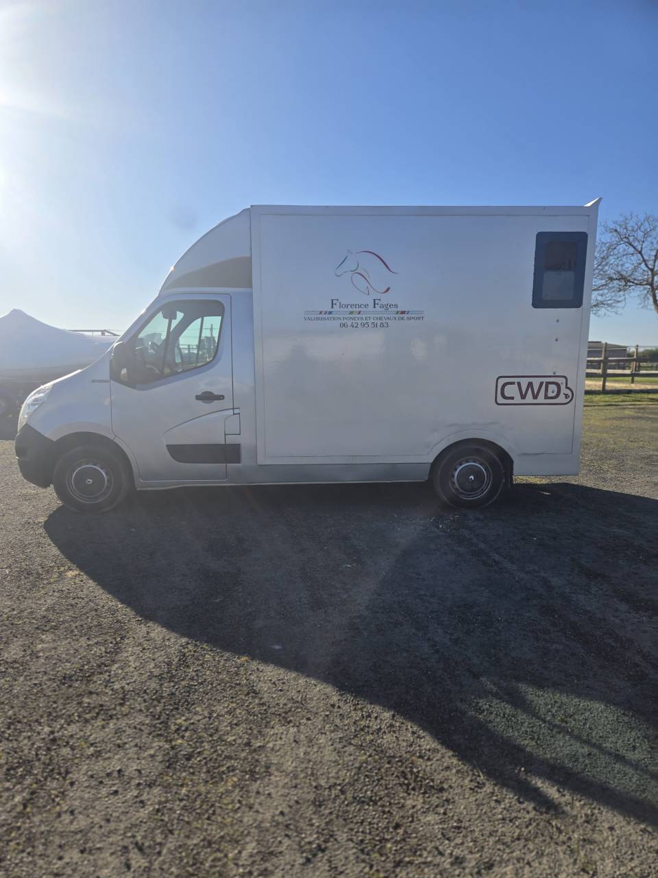 Furgoneta para caballos Renault Master 2014 De segunda mano