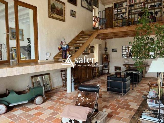 Propiedad ecuestre En venta Puy-de-D&ocirc;me
