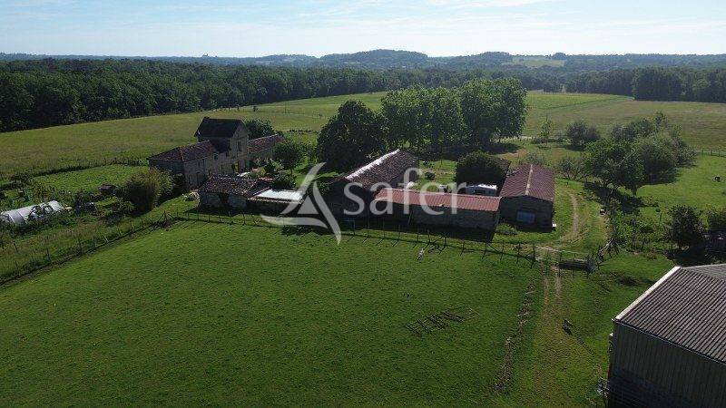 Explotaci&oacute;n agr&iacute;cola En venta Gironda