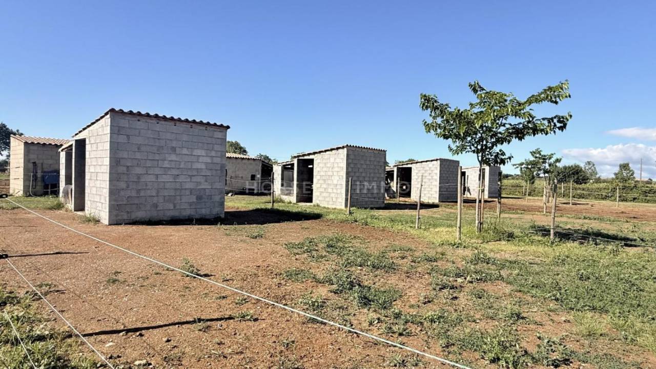 Propiedad ecuestre En venta H&eacute;rault