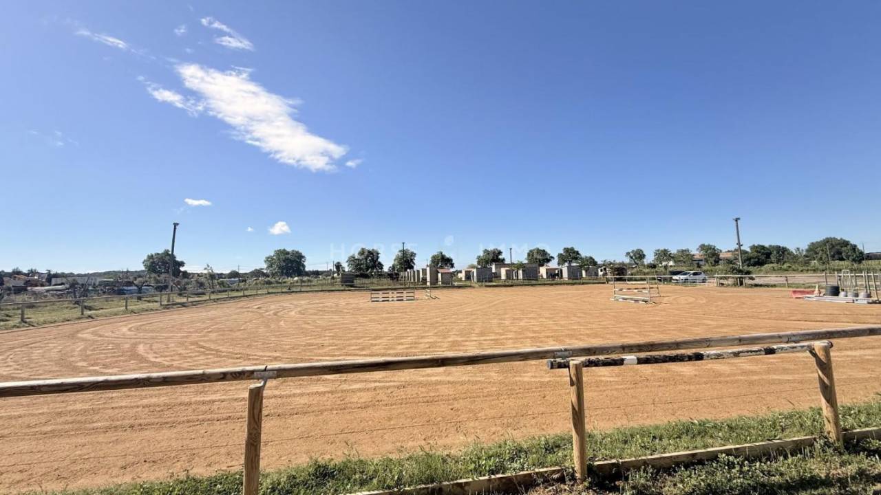 Propiedad ecuestre En venta H&eacute;rault