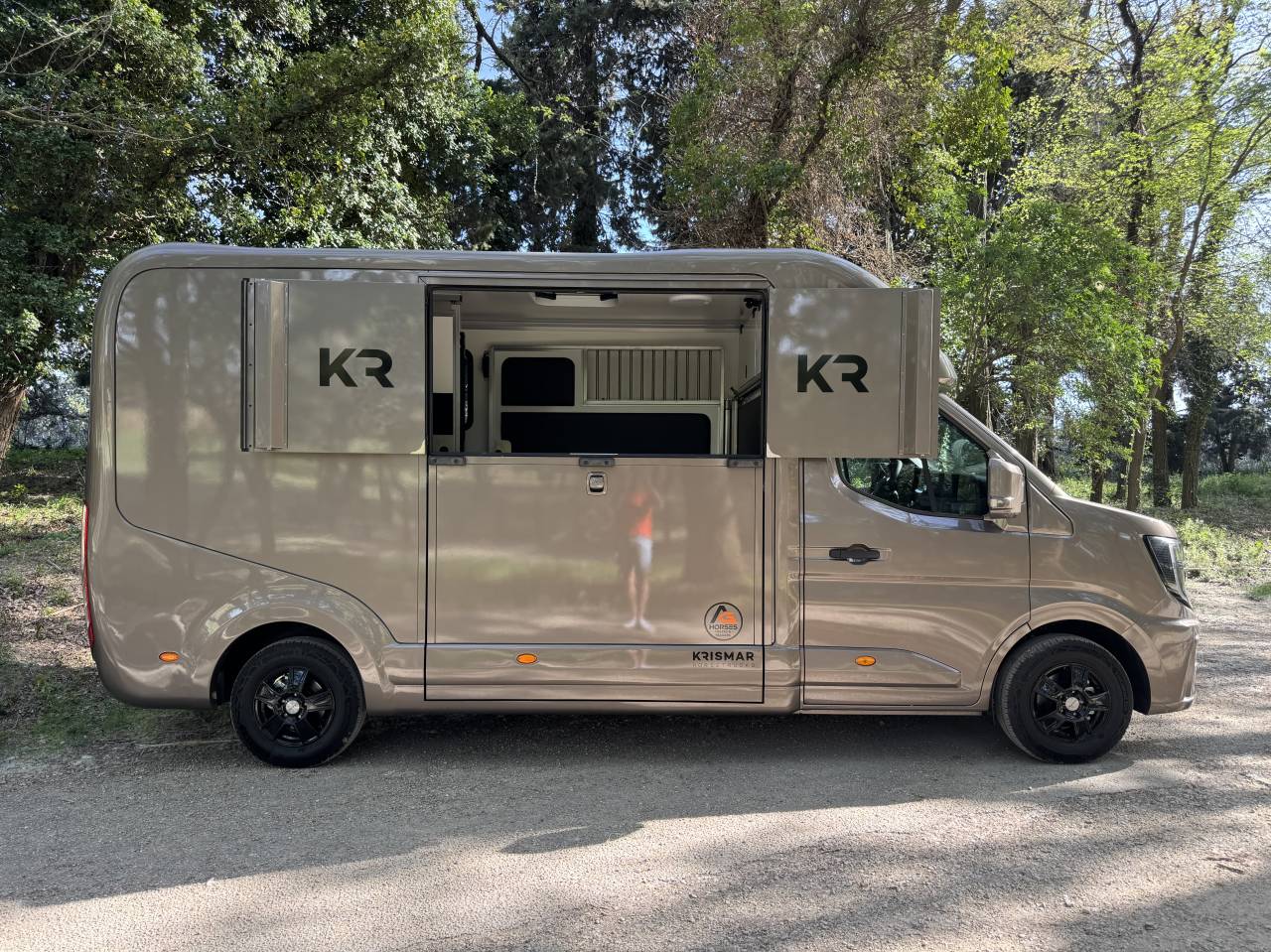 Furgoneta para caballos Krismar KRISLAR 2026 Nuevo