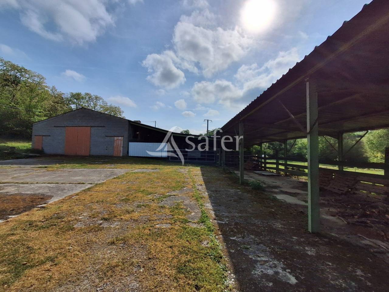 Explotaci&oacute;n agr&iacute;cola En venta Ari&egrave;ge