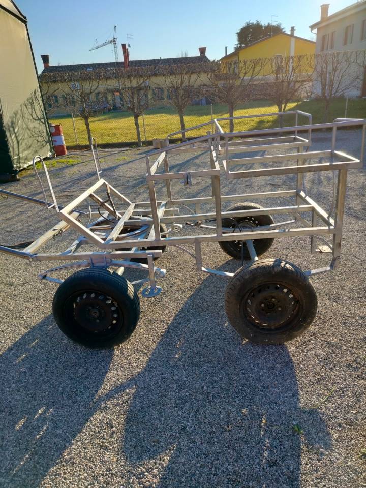 Coche enganches - Coche de alquiler - Otra marca -  