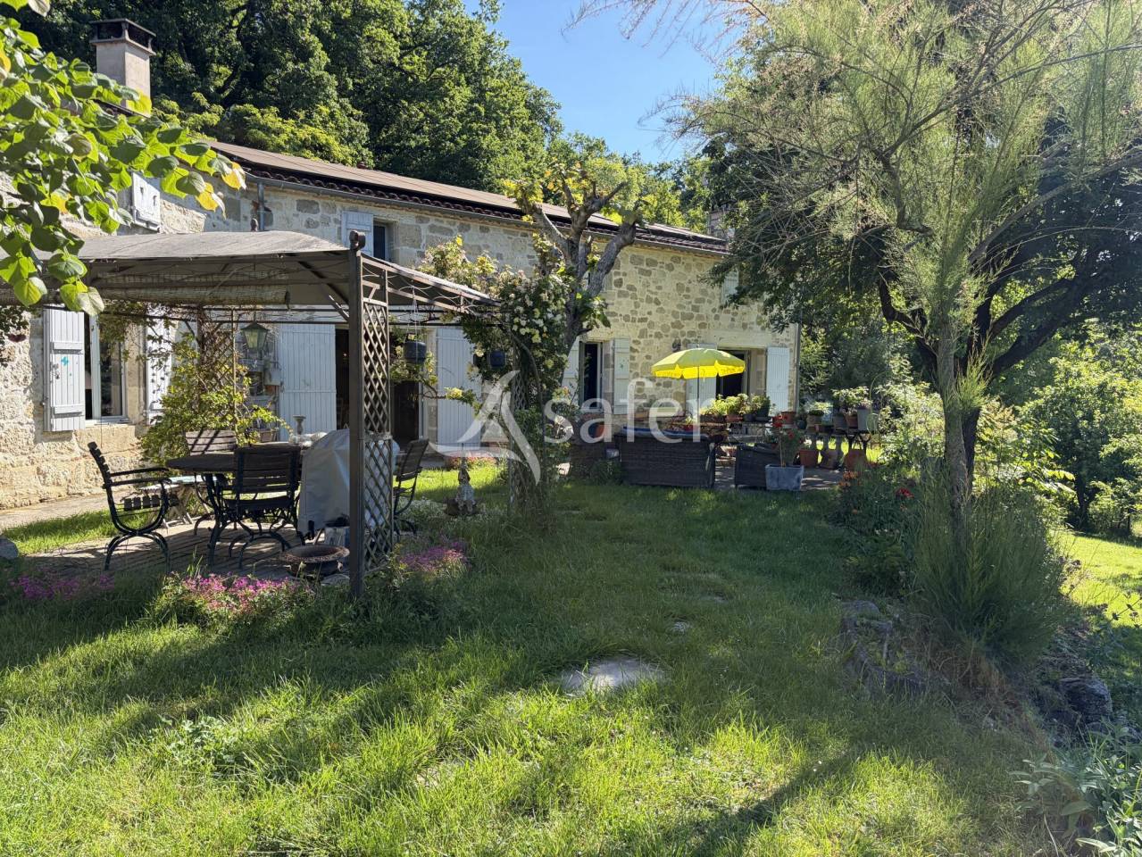 Explotaci&oacute;n agr&iacute;cola En venta Lot y Garona