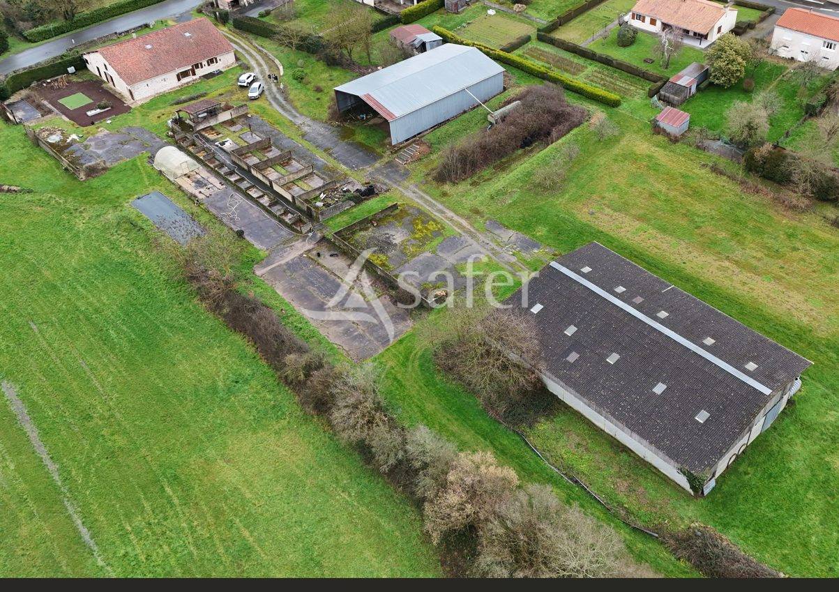 Propiedad rural En venta Vend&eacute;e