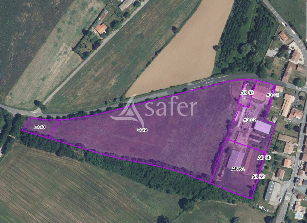 Propiedad rural En venta Vend&eacute;e