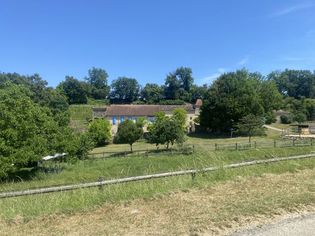 Propiedad ecuestre En venta Lot y Garona