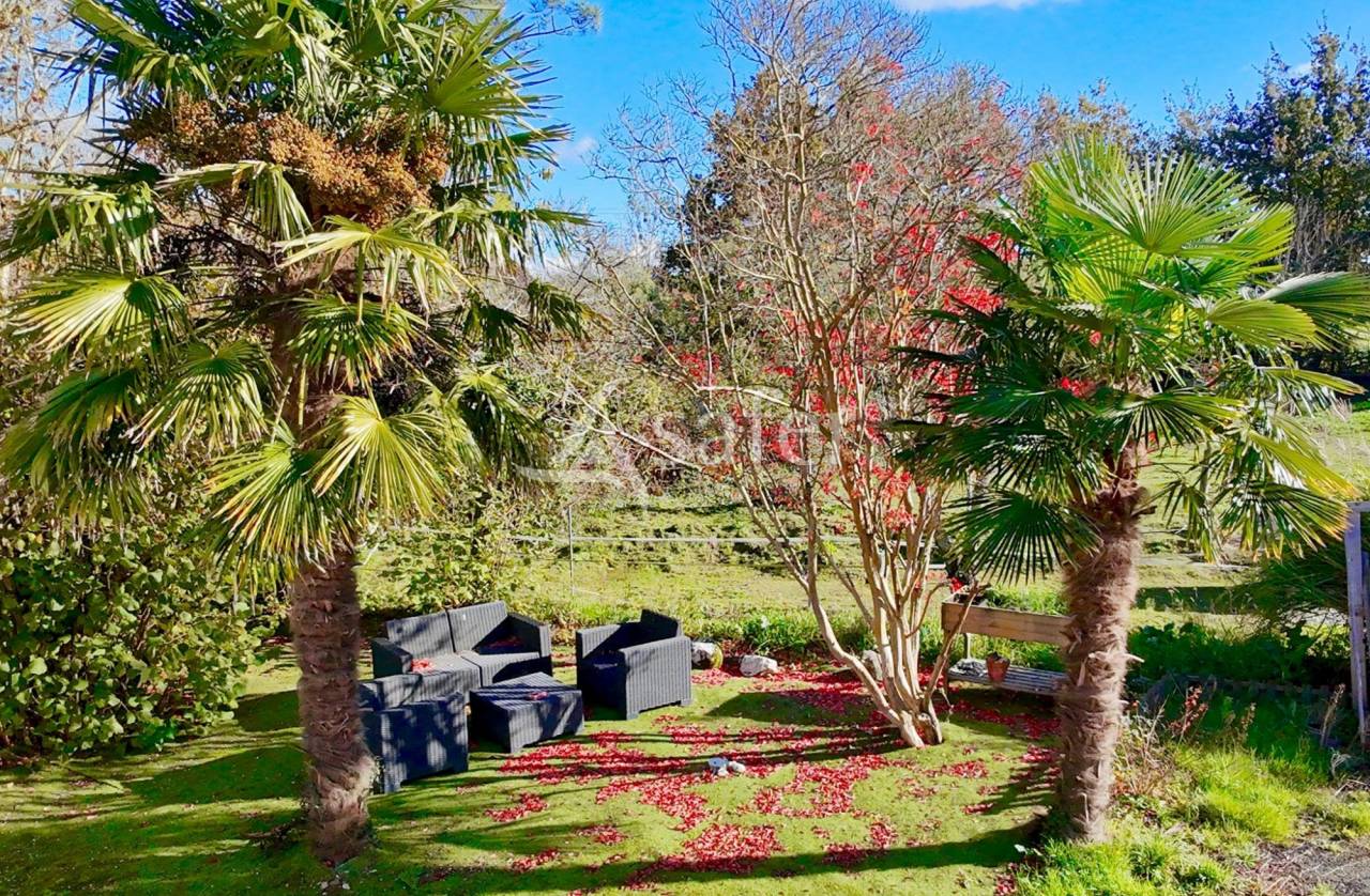 Propiedad rural En venta Vend&eacute;e