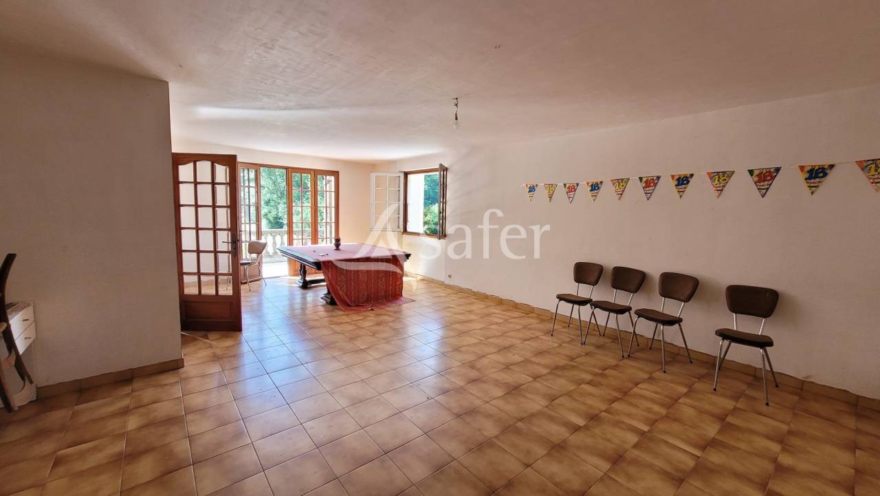 Explotaci&oacute;n agr&iacute;cola En venta Tarn