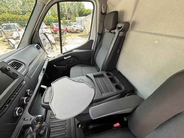 Furgoneta para caballos AP Petit Renault Master L3 2022 Nuevo