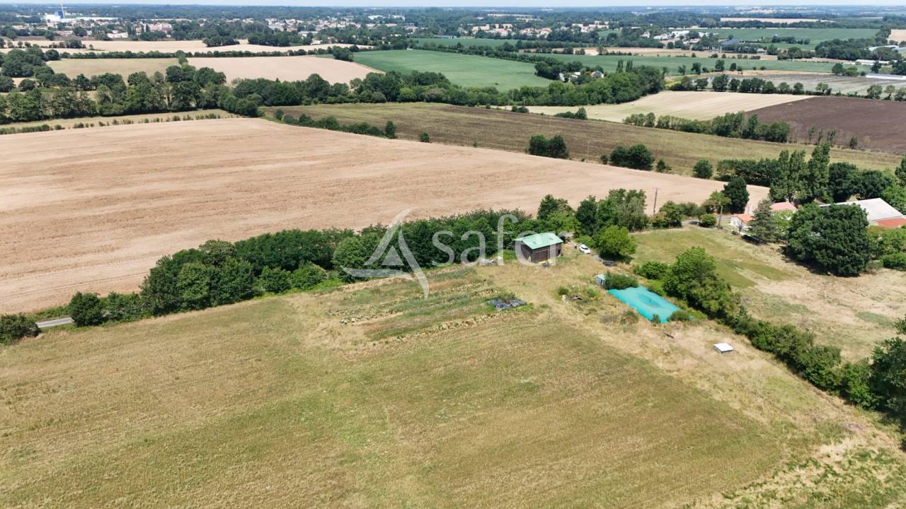 Explotaci&oacute;n hort&iacute;cola En venta Vend&eacute;e