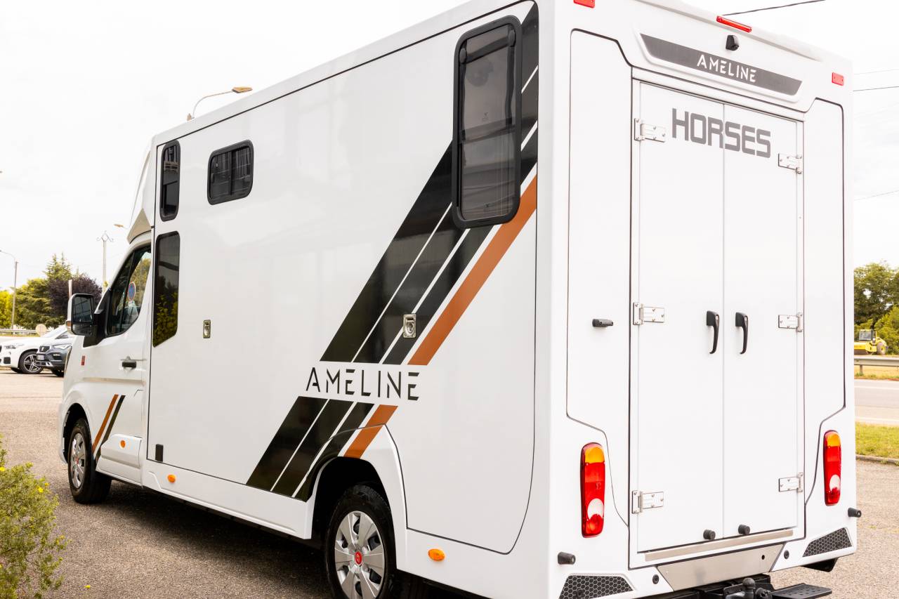 Furgoneta para caballos Renault  2026 Nuevo