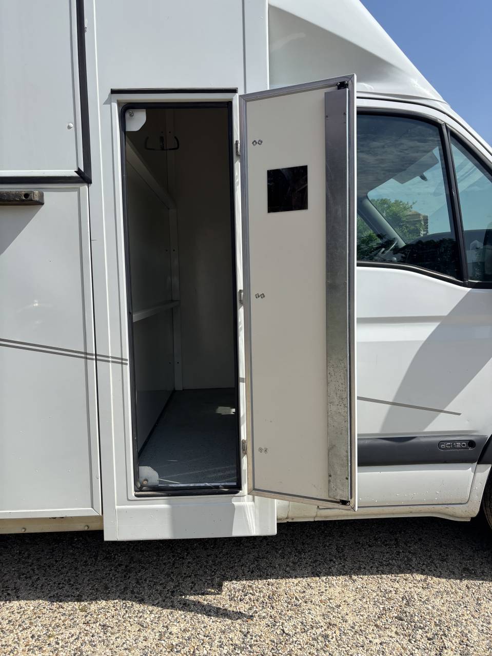 Van caballos Renault Master 2 Caballos 2008 De segunda mano