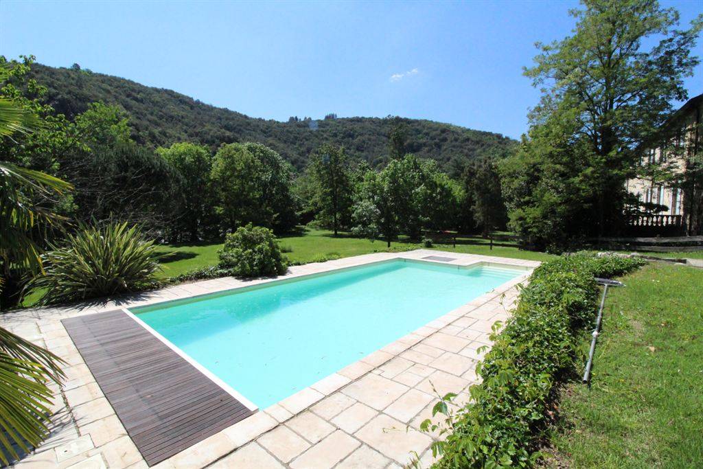 Bonita residencia ecuestre En venta Ard&egrave;che