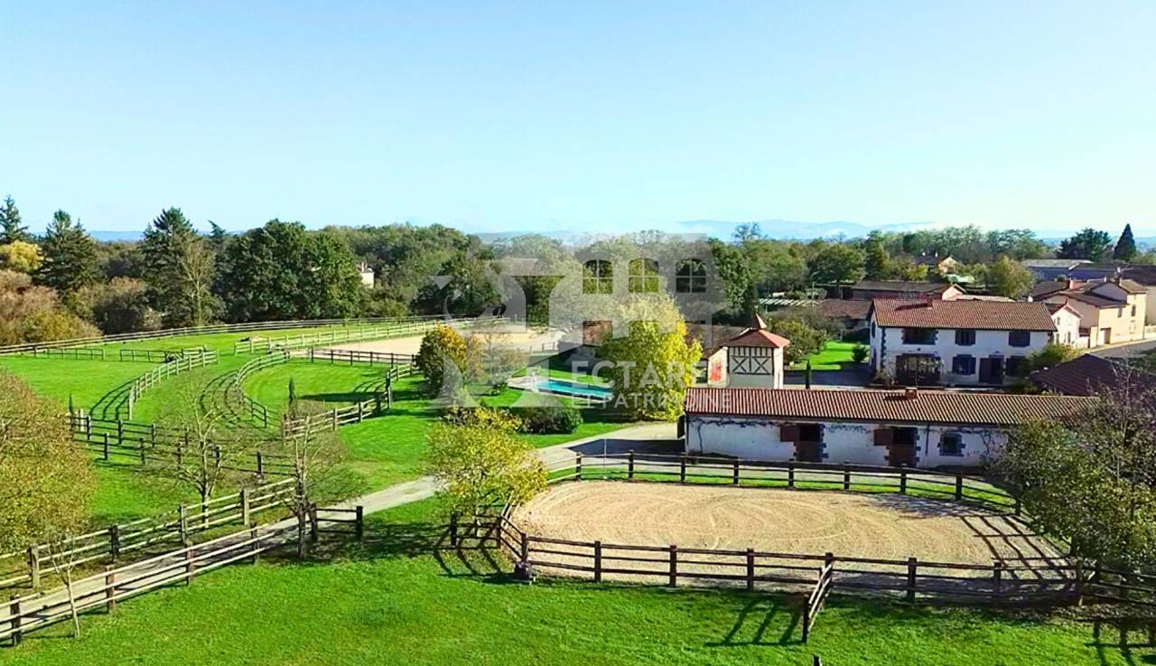 Albergue ecuestre En venta Puy-de-D&ocirc;me