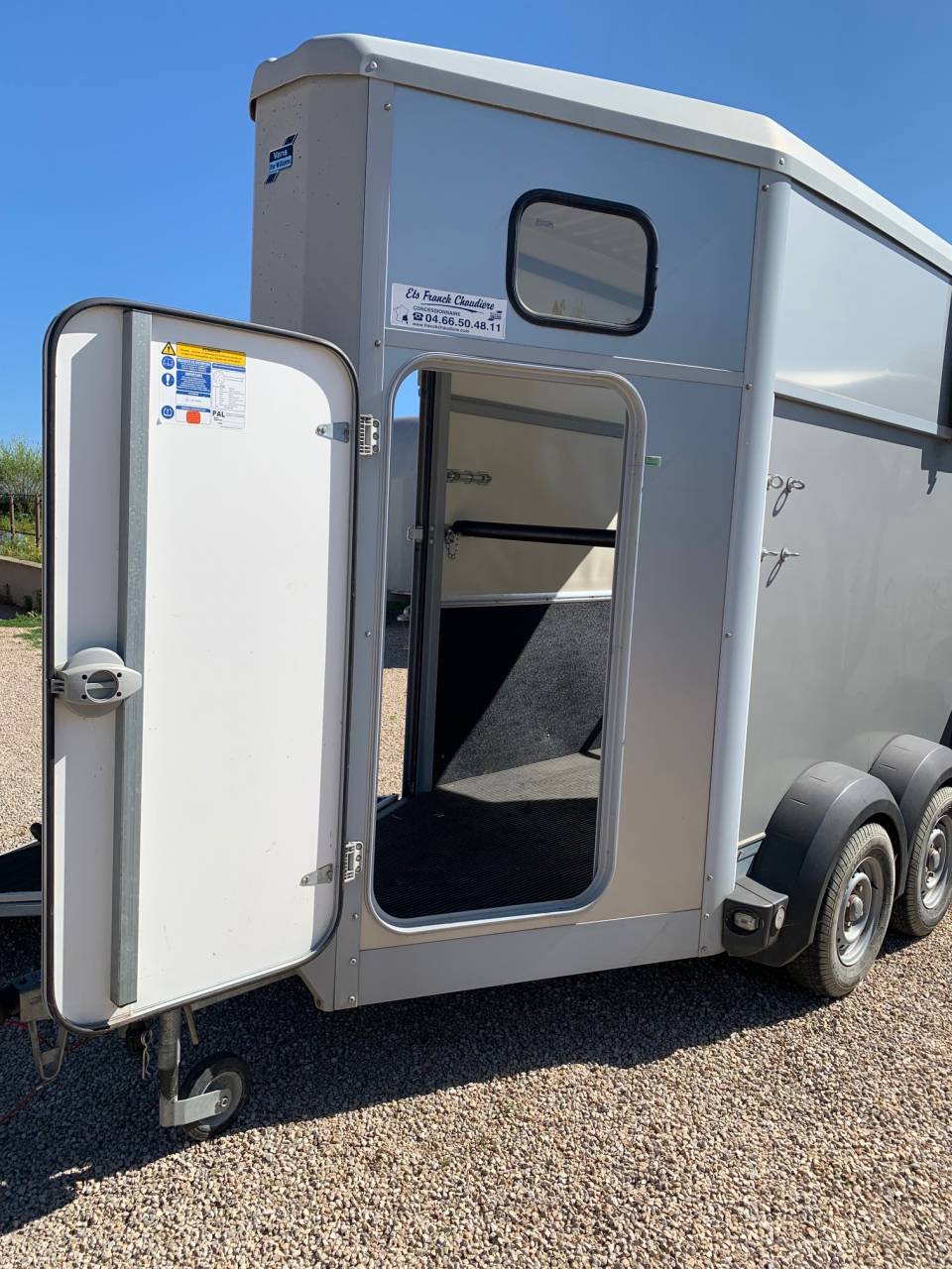 Van caballos Ifor Williams HB403 1,5 Caballos 2014 De segunda mano