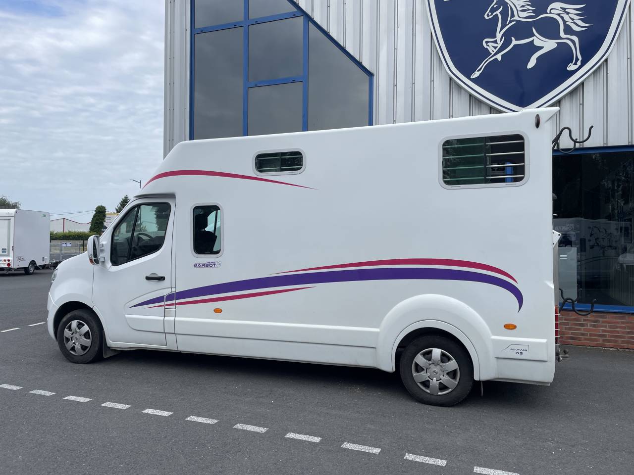Furgoneta para caballos Barbot Interstar 2023 De segunda mano