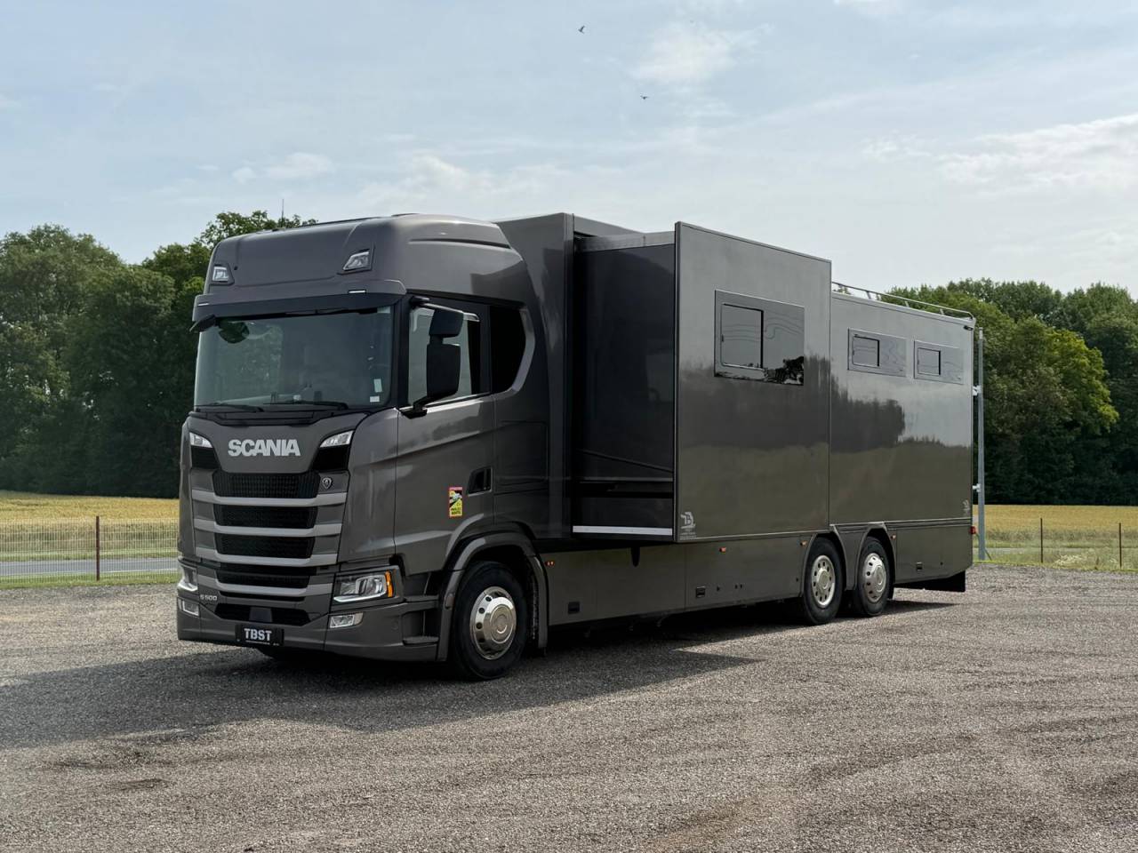 Cami&oacute;n para caballos Scania Paillard 2018 De segunda mano