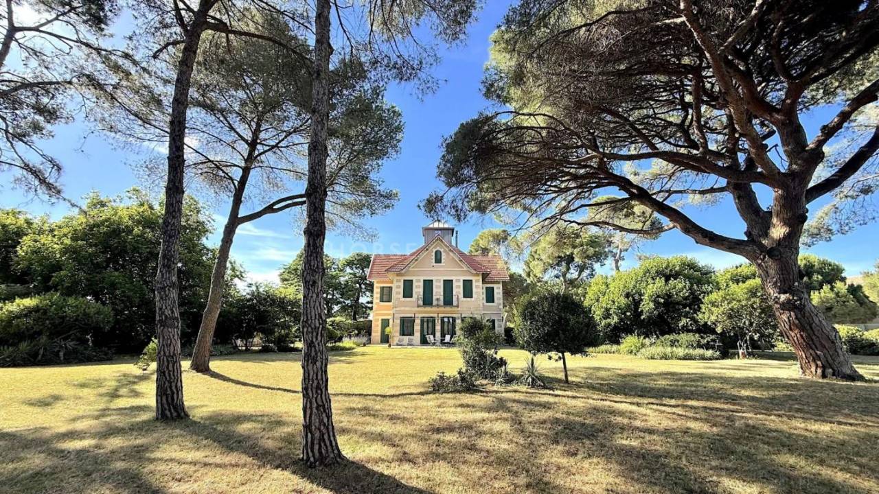 Bonita residencia ecuestre En venta Gard