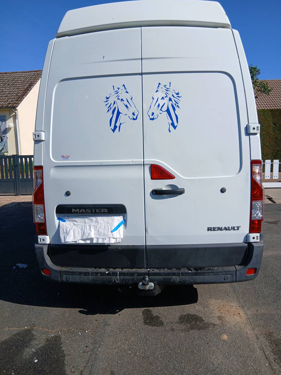 Furgoneta para caballos Renault MasterIII 2015 De segunda mano