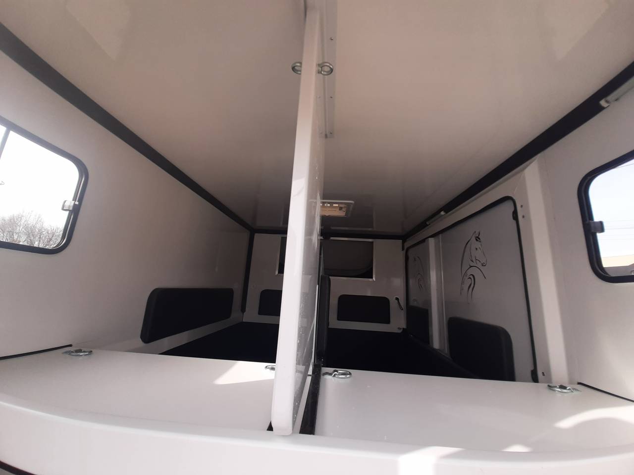 Furgoneta para caballos Renault Master 2018 De segunda mano