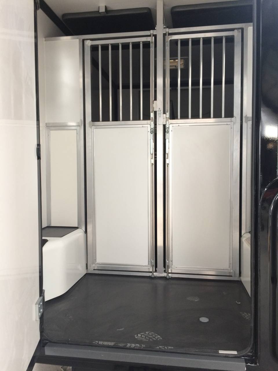 Furgoneta para caballos Renault Master 2021 De segunda mano