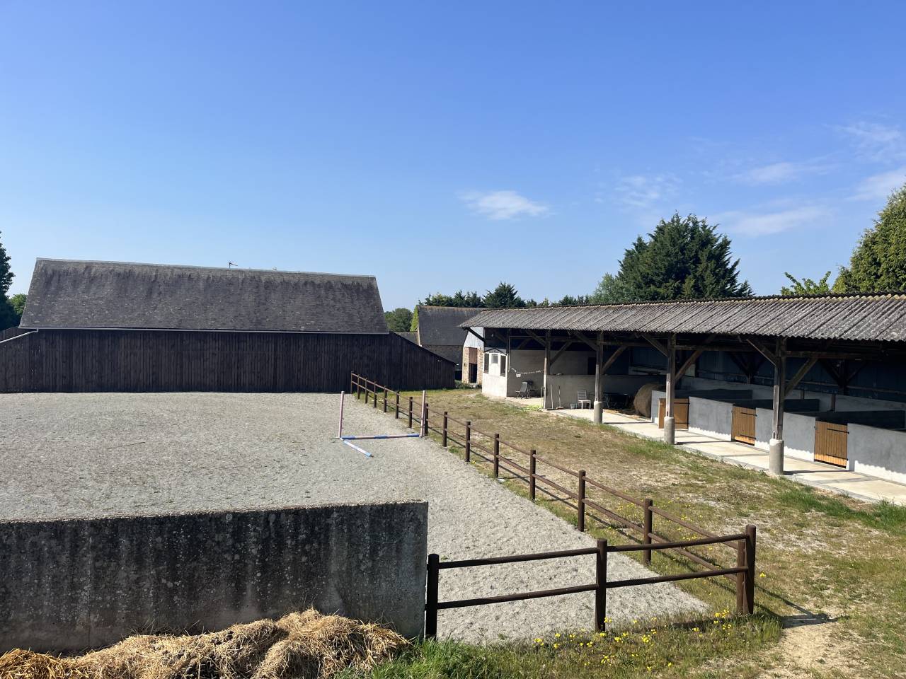 Bonita residencia ecuestre En venta Sarthe