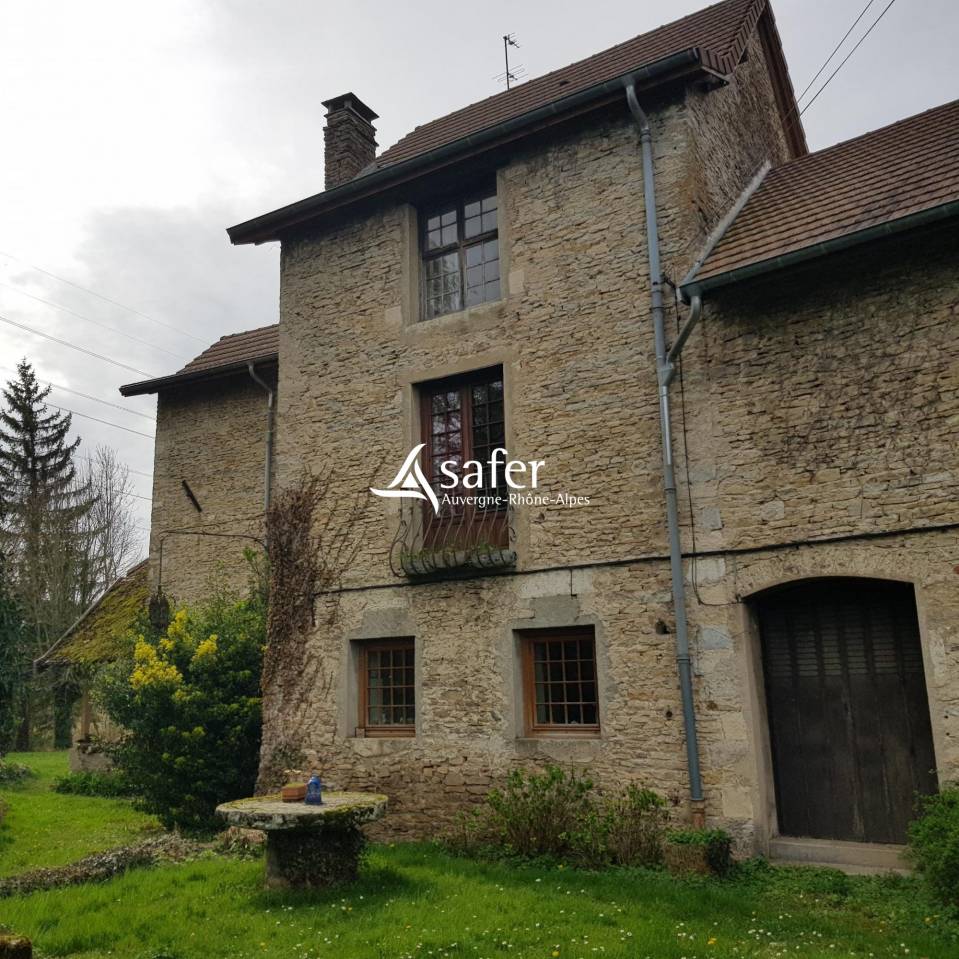 Propiedad ecuestre En venta Is&egrave;re