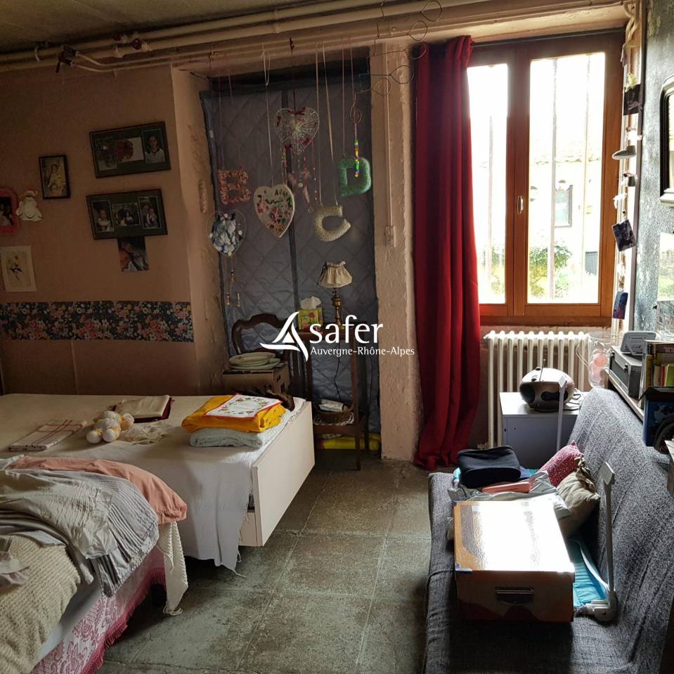 Propiedad ecuestre En venta Is&egrave;re