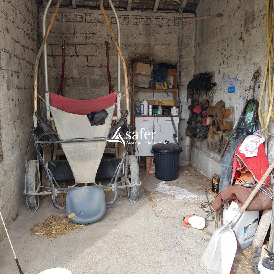 Propiedad ecuestre En venta Is&egrave;re
