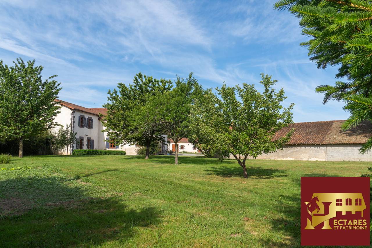 Albergue ecuestre En venta Puy-de-D&ocirc;me