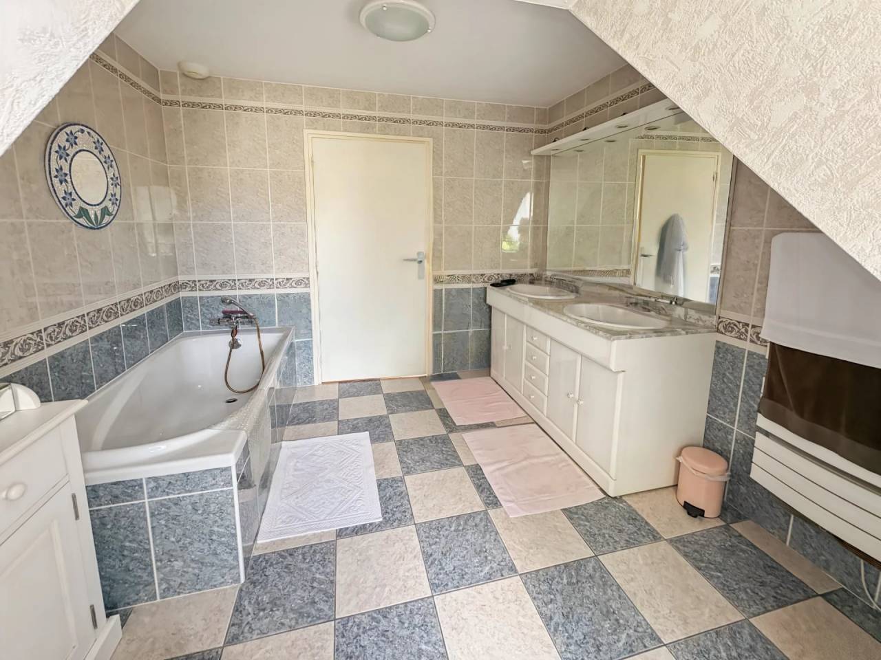 Bonita residencia ecuestre En venta Loira Atl&aacute;ntico